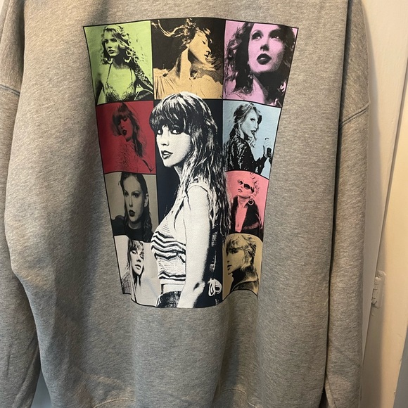 Taylor Swift Eras Tour Merch purchased at Meadowlands Sold Out Concert May 2023 - Picture 6 of 7